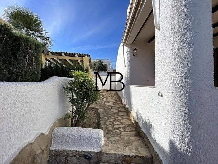 Photo Villa avec solarium et garage image 23/38
