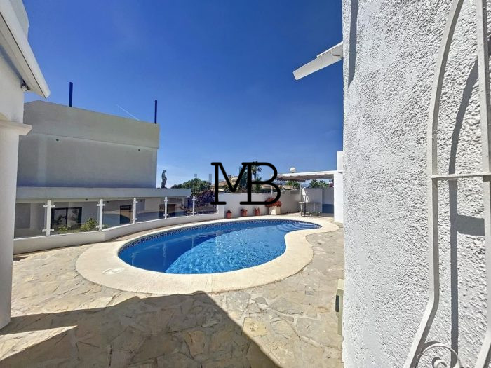 Photo Villa avec vue sur la mer et piscine privée image 29/50