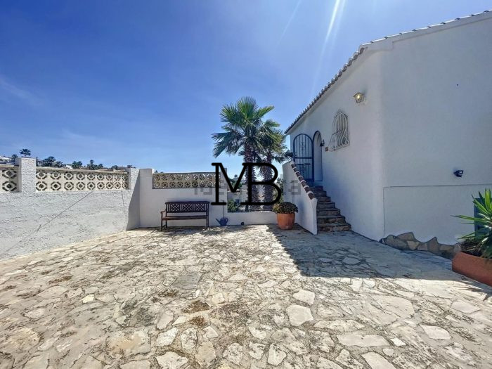 Photo Villa avec vue sur la mer et piscine privée image 45/50