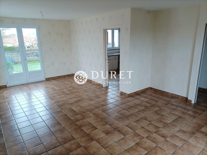 Maison individuelle à vendre, 5 pièces - Les Herbiers 85500