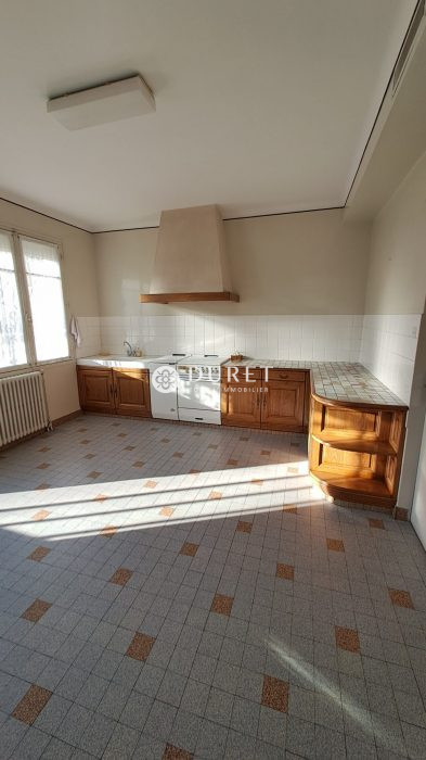 Maison ancienne à vendre, 4 pièces - La Roche-sur-Yon 85000