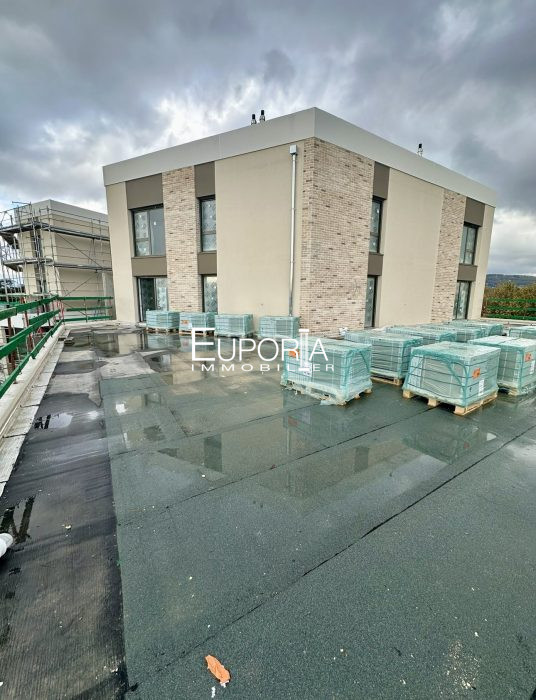 Photo Appartement-Maison sur toit de 90m2 avec terrasse de 103m2 - Caluire-et-Cuire image 1/8
