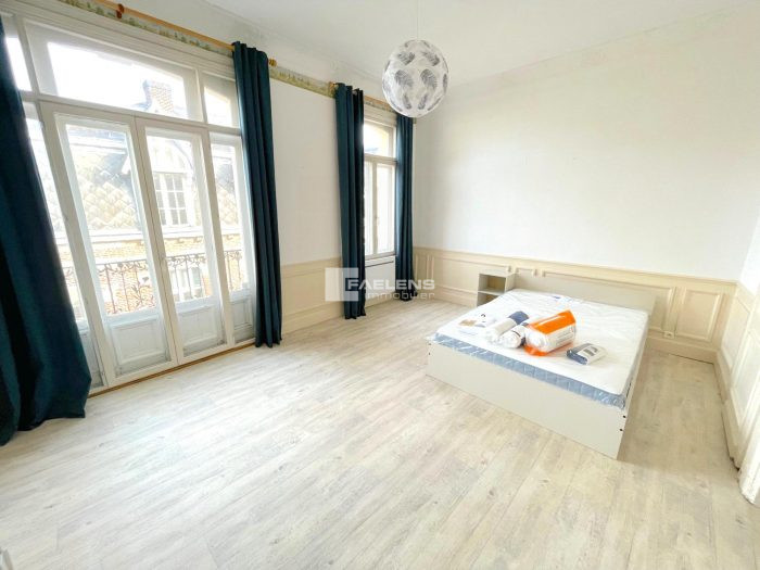 Location annuelle Appartement LILLE 59000 Nord FRANCE