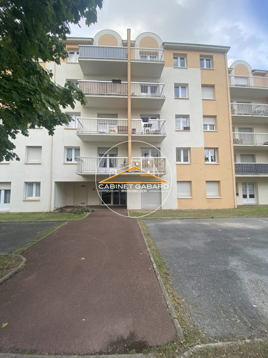 Appartement à louer, 2 pièces - Angers 49000