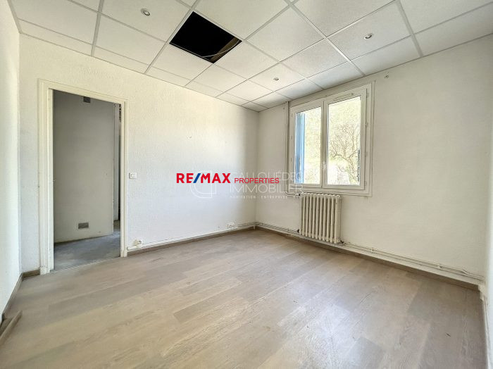 Appartement à vendre, 2 pièces - Nîmes 30000