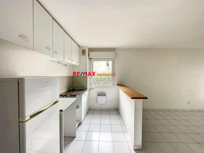 Apartment for sale, 2 rooms - Nîmes 30900