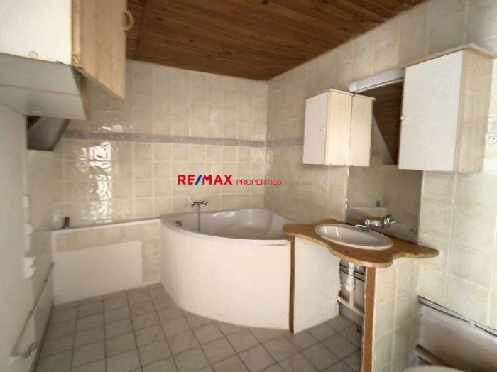Apartment for sale, 4 rooms - Anduze 30140