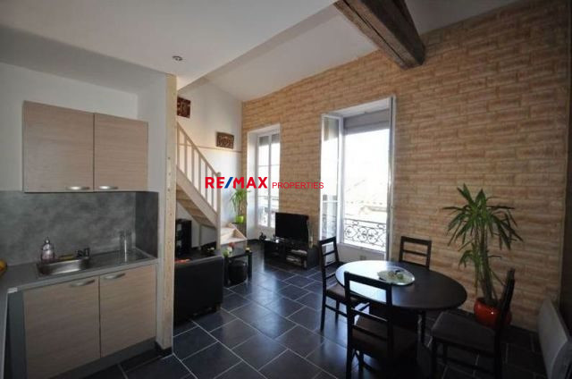 Duplex for sale, 3 rooms - Nîmes 30900