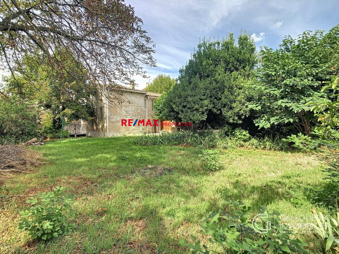 Semi-detached house 1 side for sale, 4 rooms - Castelnau-Valence 30190