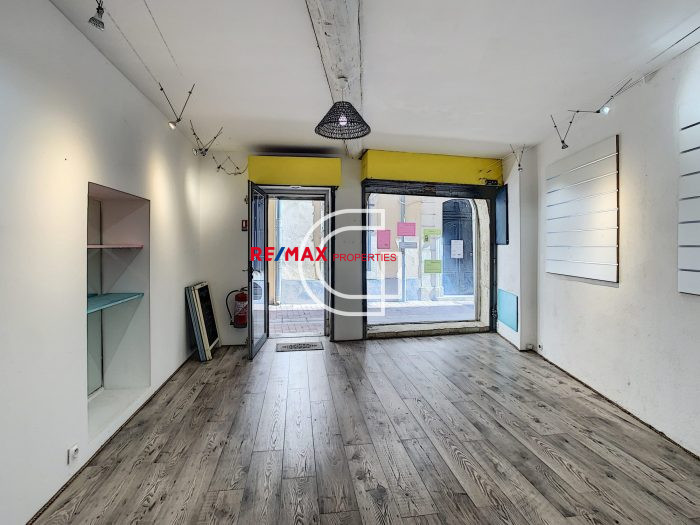 Commercial premises for sale, 20 m² - Nîmes 30000