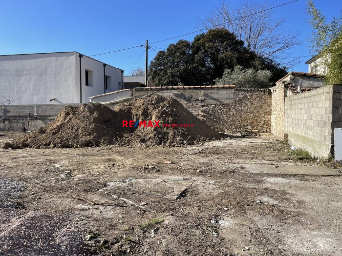 Terrain constructible à vendre, 237 m² - Nîmes 30000