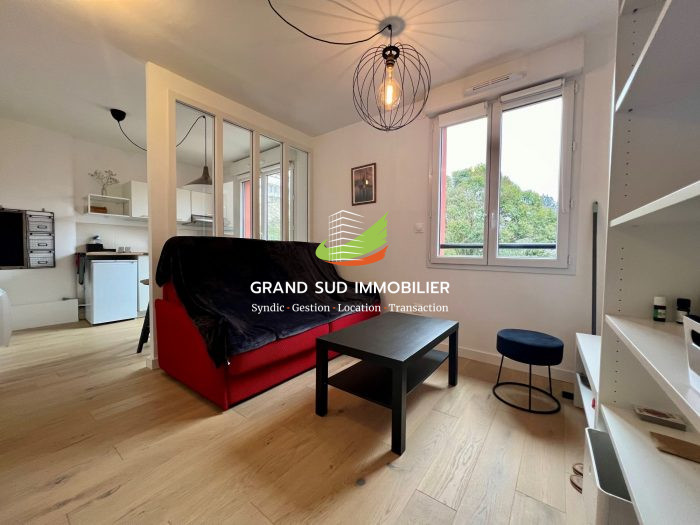 T2 duplex meublé, Saint-Michel 31400 : 720€ CC