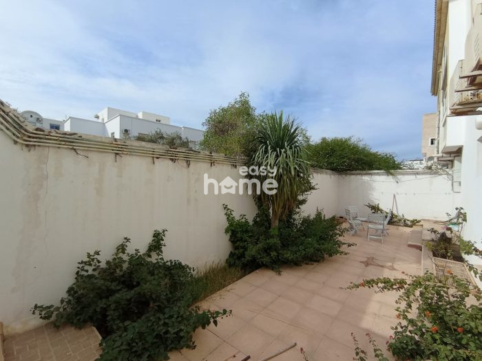 Photo RDC S+2 de 118m² avec terrasse de 75m² image 1/7