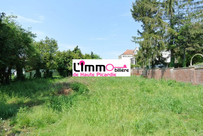 Terrain constructible à vendre, 770 m² - Chaulnes 80320