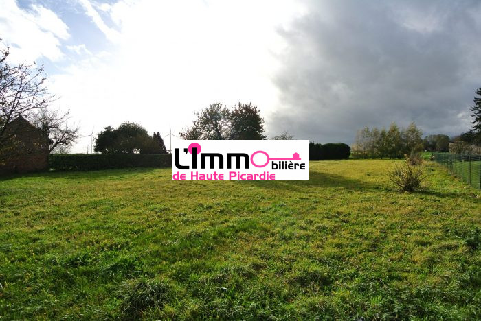 Terrain constructible à vendre, 1493 m² - Hangest-en-Santerre 80134