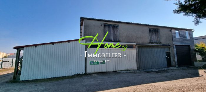 Entrepôt à vendre, 1267 m² - Saint-Germain-du-Puy 18390