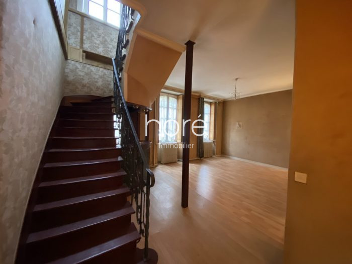 Maison bourgeoise à vendre, 10 pièces - Joigny 89300