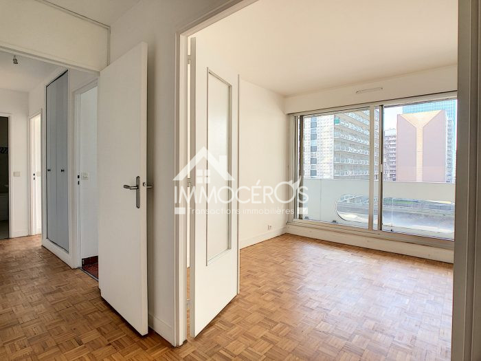 Appartement à vendre, 2 pièces - Courbevoie 92400