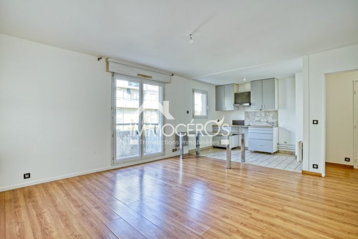 Appartement à vendre, 2 pièces - Colombes 92700