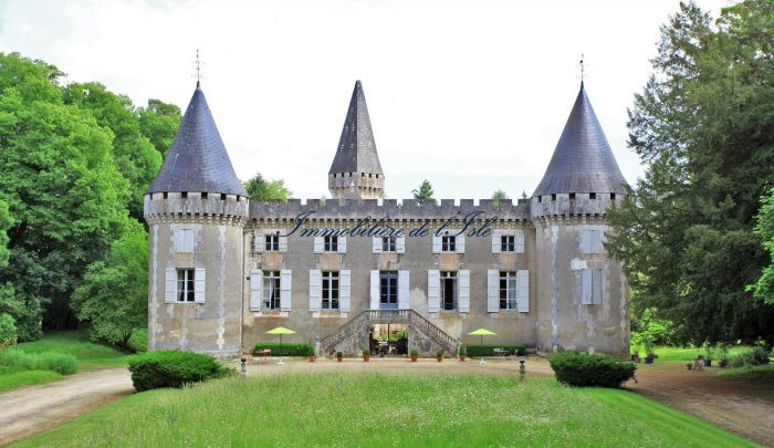 Vente Maison/Villa CHAMPAGNAC-DE-BELAIR 24530 Dordogne FRANCE