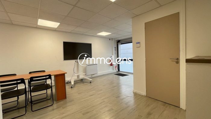 Photo Immobilier Professionnel à louer Courrières image 8/36