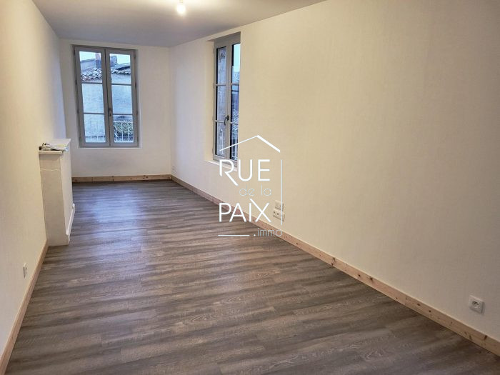 Appartement à louer, 3 pièces - Saint-Maixent-l'École 79400