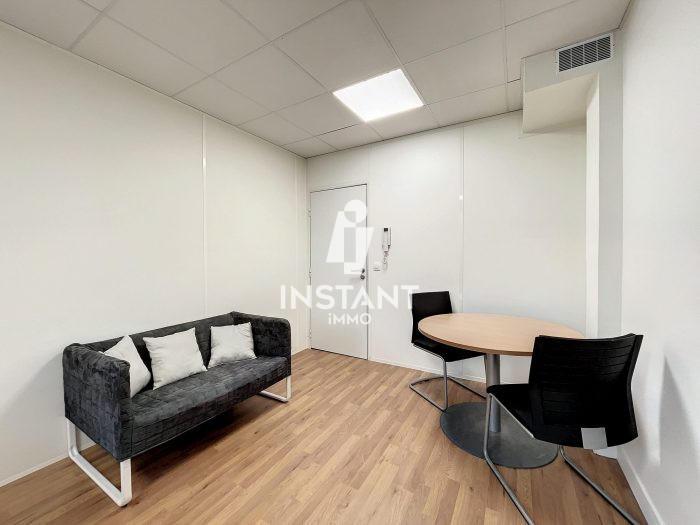 Bureau à louer, 15 m² - Bobigny 93000