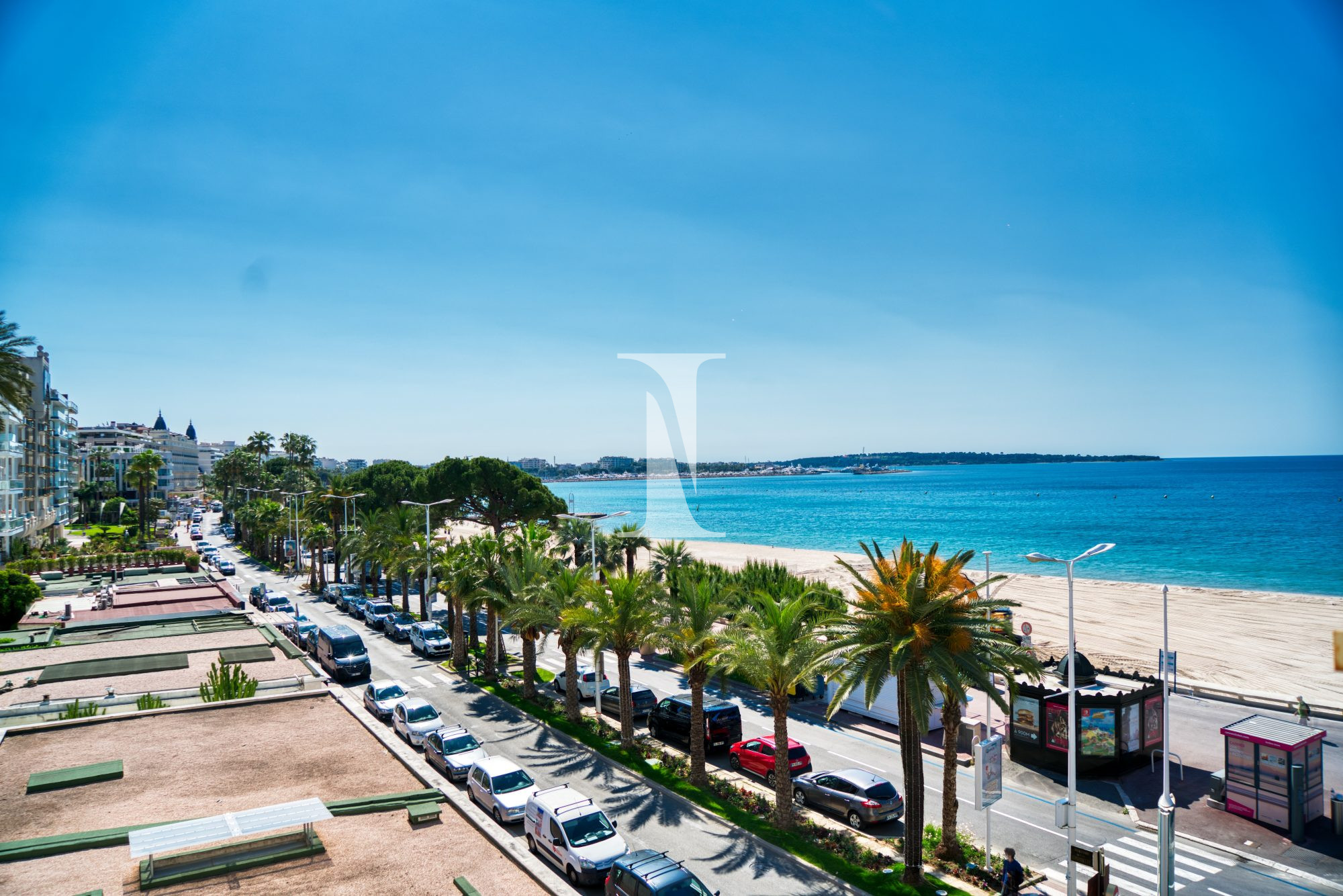 Vente Appartement 229m² 6 Pièces à Cannes (06400) - Isambert