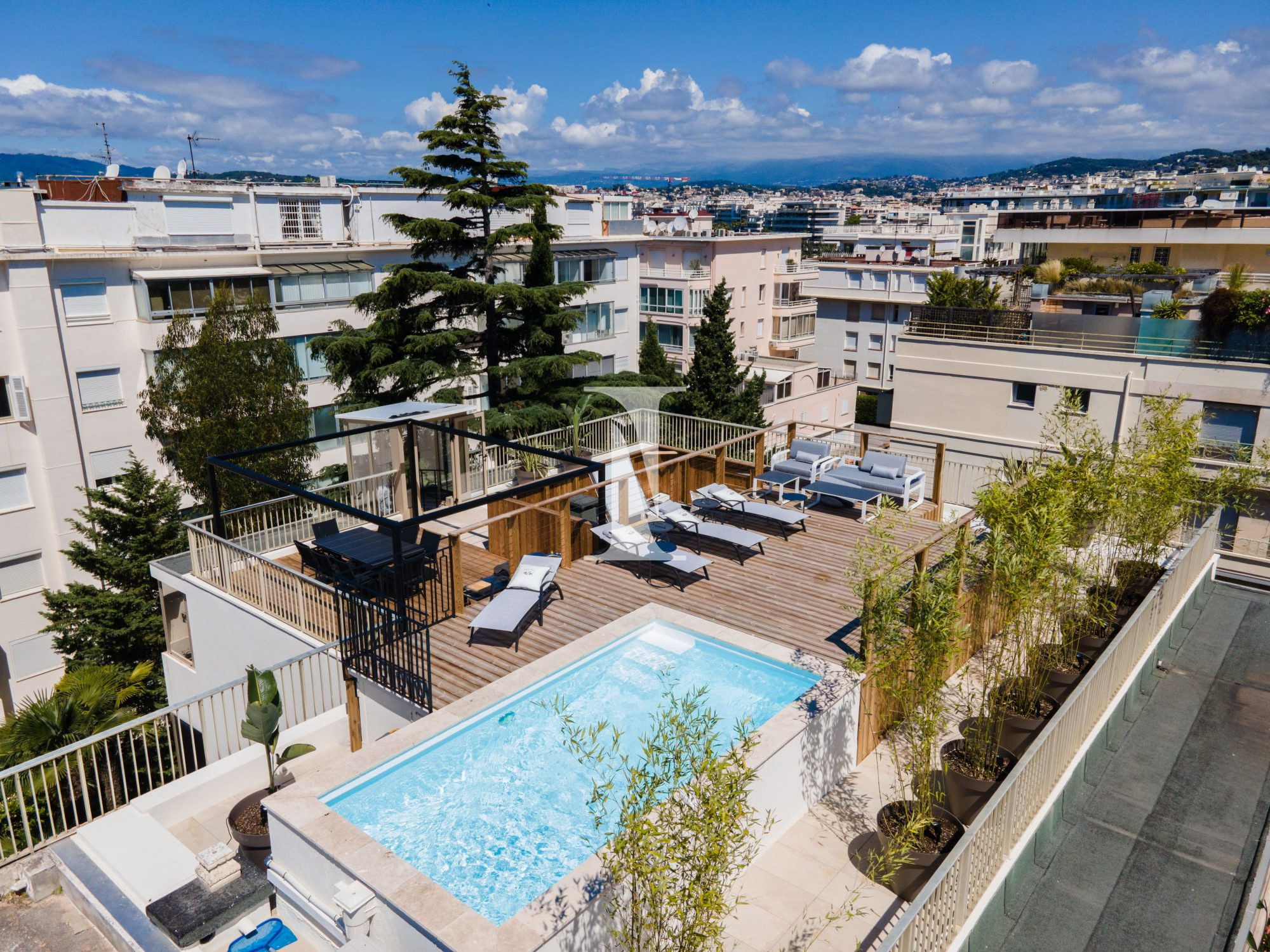 Vente Appartement 102m² 4 Pièces à Cannes (06400) - Isambert