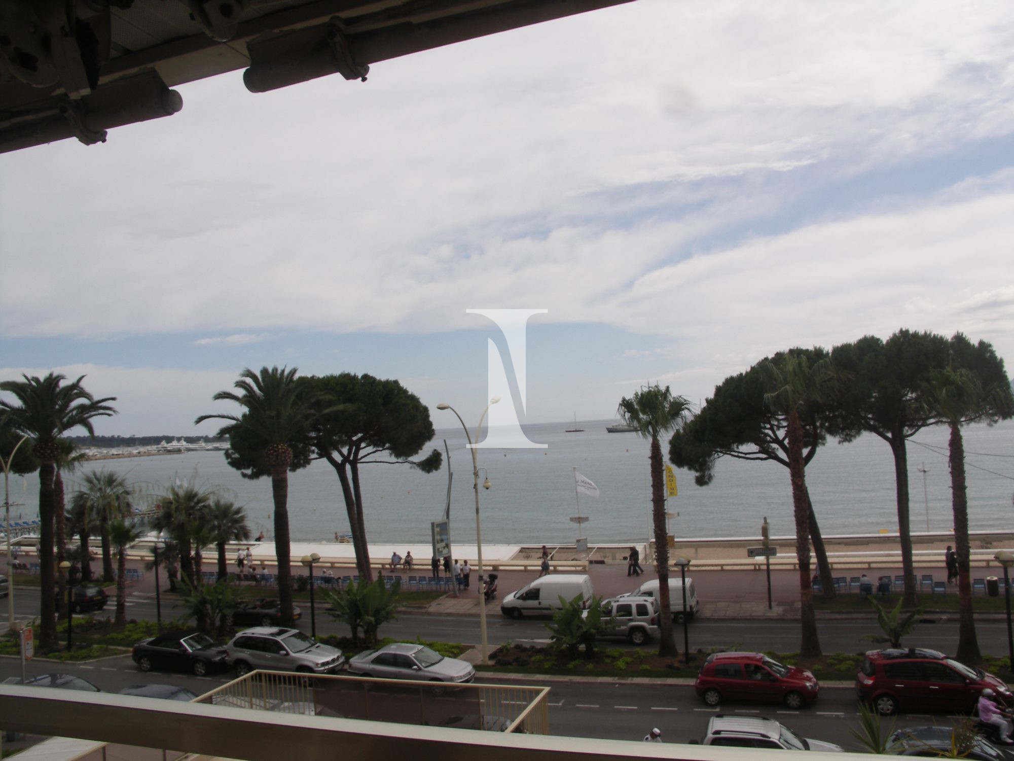 Vente Appartement 85m² 3 Pièces à Cannes (06400) - Isambert