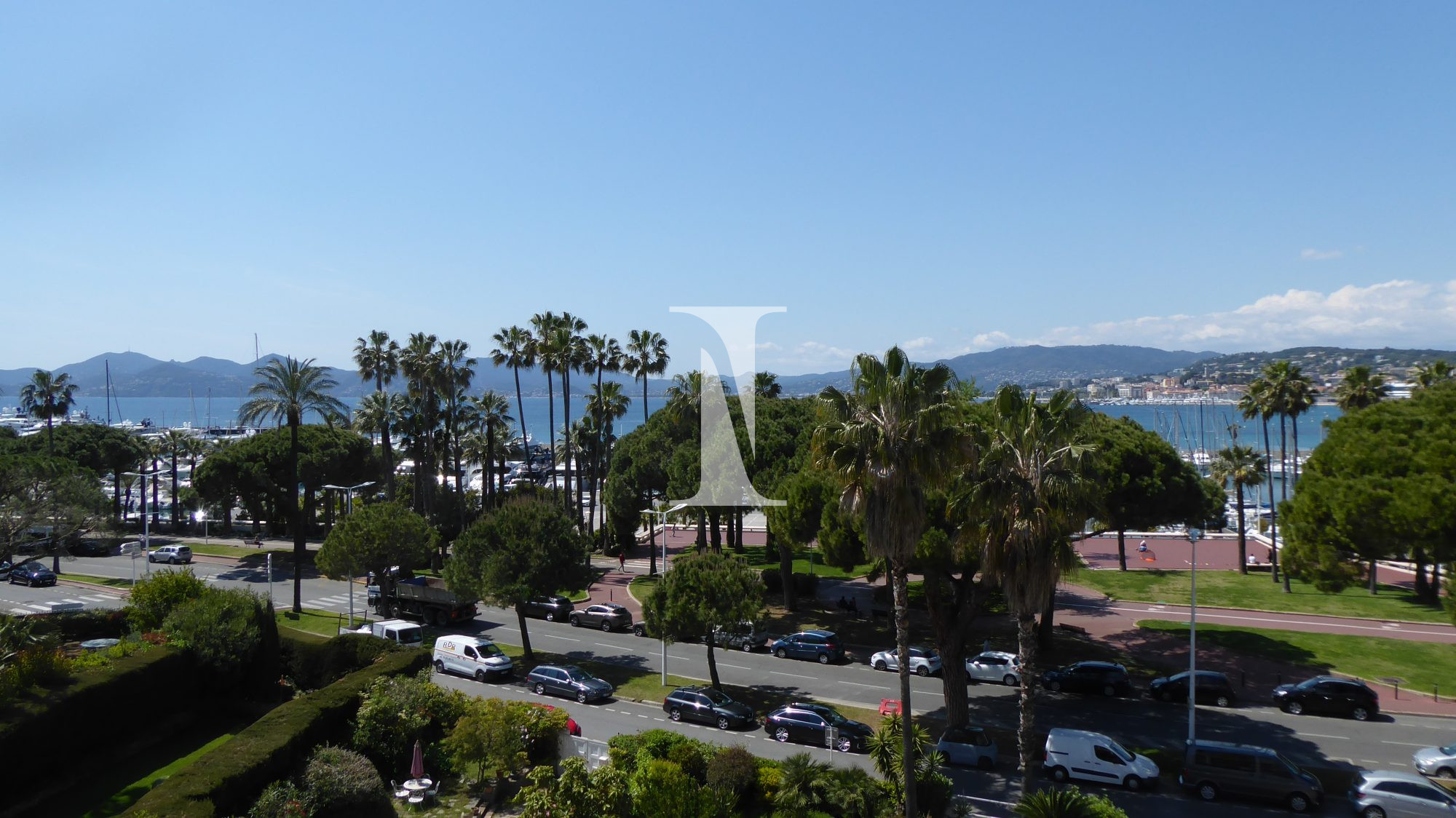 Vente Appartement 103m² 3 Pièces à Cannes (06400) - Isambert