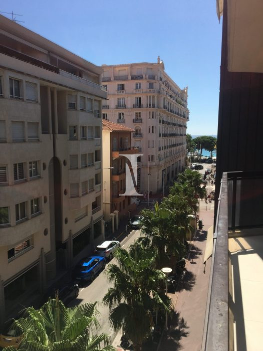 Appartement à vendre, 2 pièces - Cannes 06400