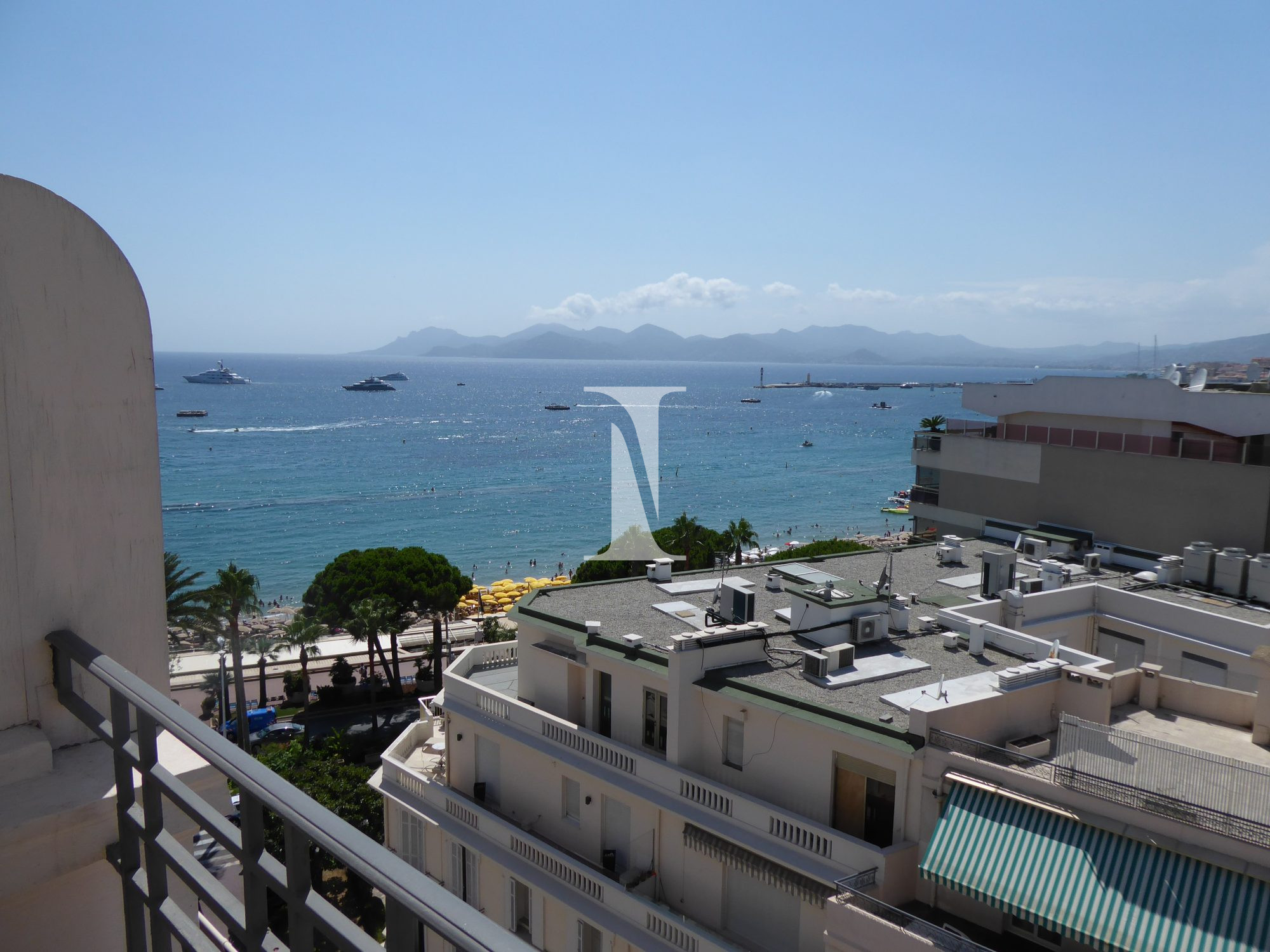 Vente Appartement 32m² 1 Pièce à Cannes (06400) - Isambert