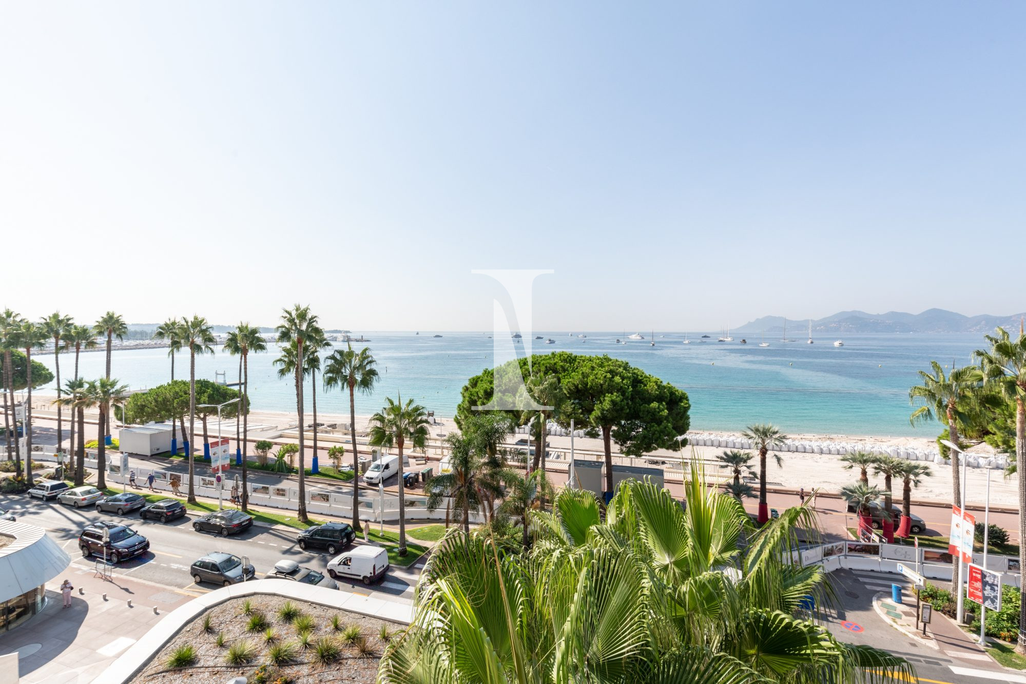 Vente Appartement 141m² 3 Pièces à Cannes (06400) - Isambert