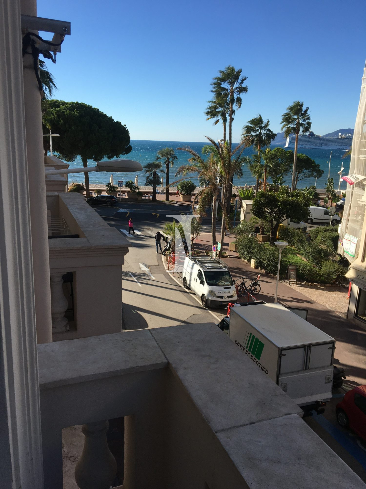 Vente Appartement 34m² 2 Pièces à Cannes (06400) - Isambert