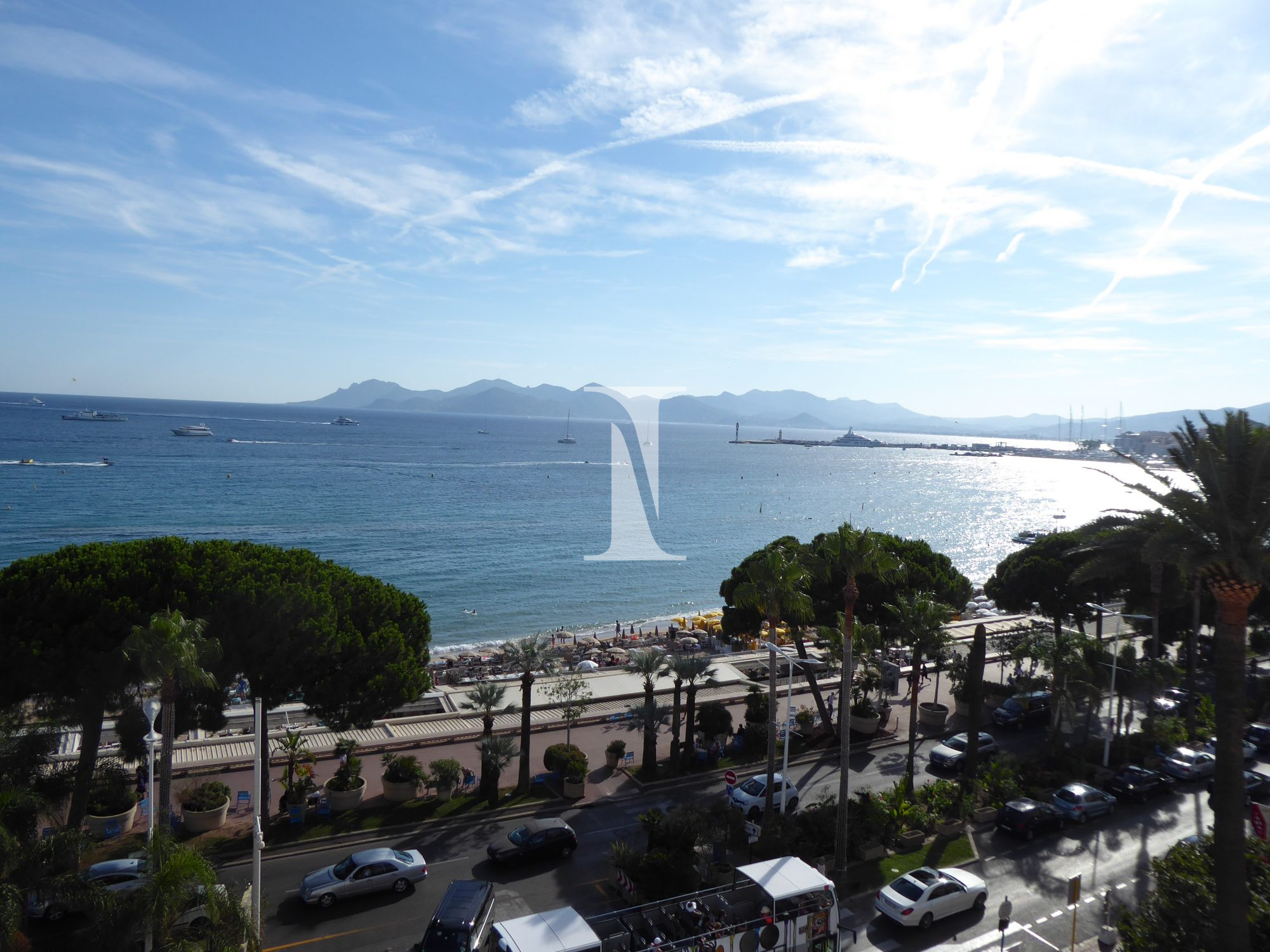 Vente Appartement 110m² 3 Pièces à Cannes (06400) - Isambert