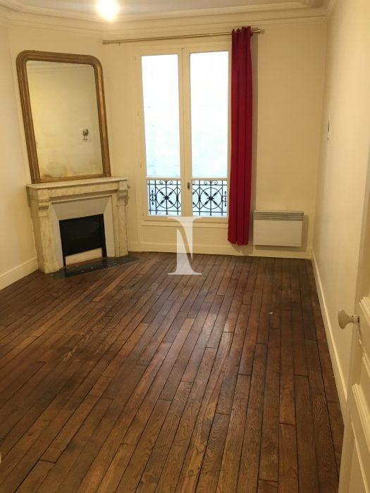 Appartement à louer, 3 pièces - Paris 75018