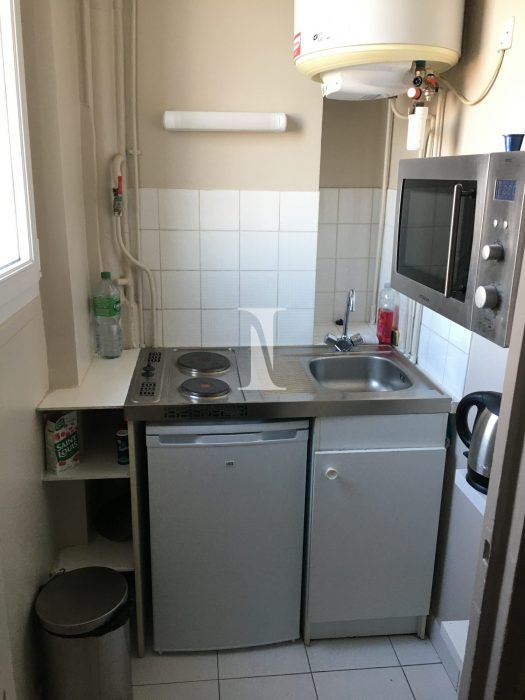 Appartement à louer, 1 pièce - Paris 75018