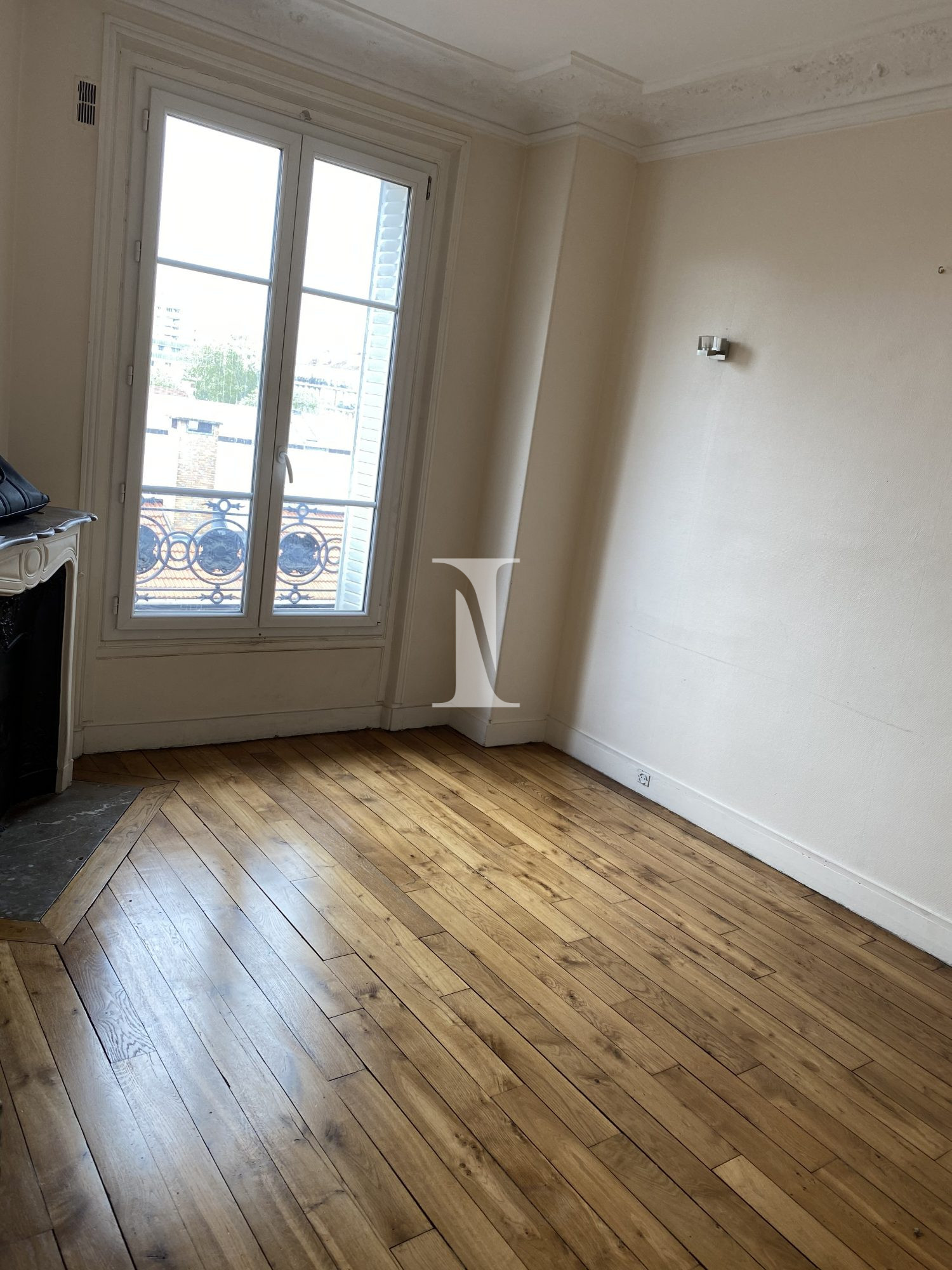 Location annuelle Appartement PARIS 75013 Paris FRANCE