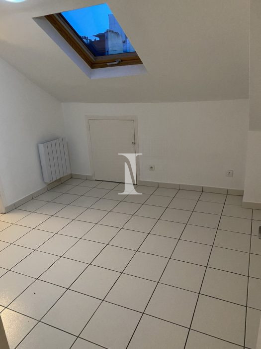 Appartement à louer, 2 pièces - Paris 75010