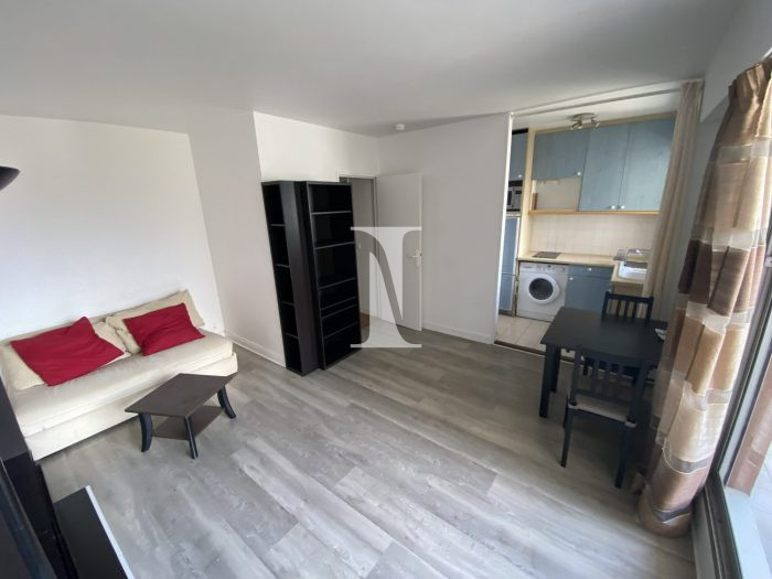 Appartement à louer, 1 pièce - Paris 75015