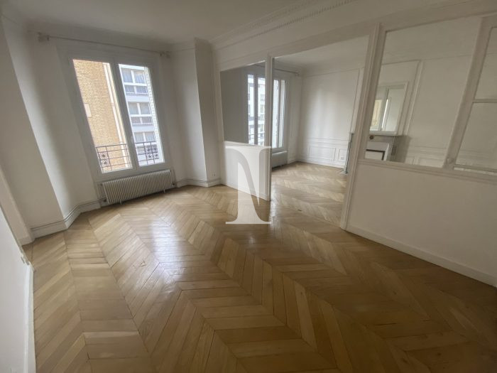 Appartement à louer, 4 pièces - Paris 75015