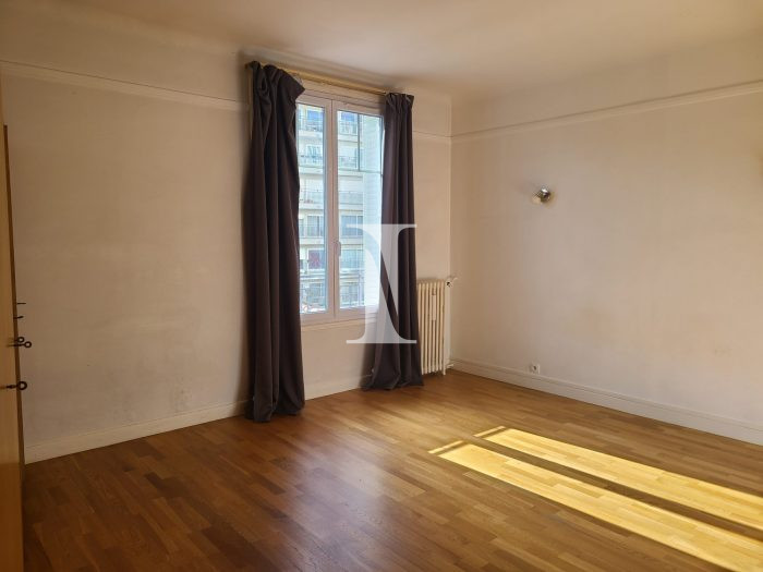 Appartement à louer, 3 pièces - Paris 75011