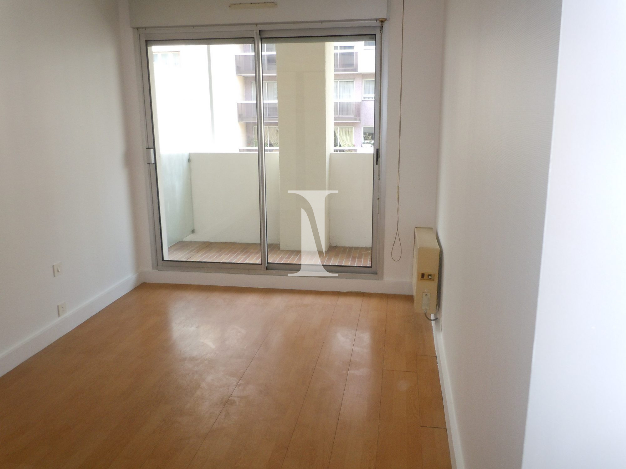 Location annuelle Appartement PARIS 75015 Paris FRANCE