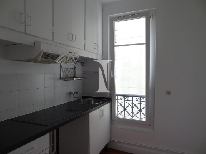 Appartement à louer, 3 pièces - Paris 75015