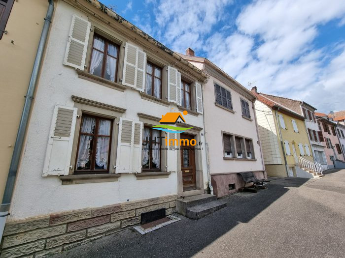 Maison mitoyenne 2 côtés à vendre, 5 pièces - Sarre-Union 67260