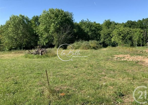 Vente Terrain CHAMPNIERS 16430 Charente FRANCE