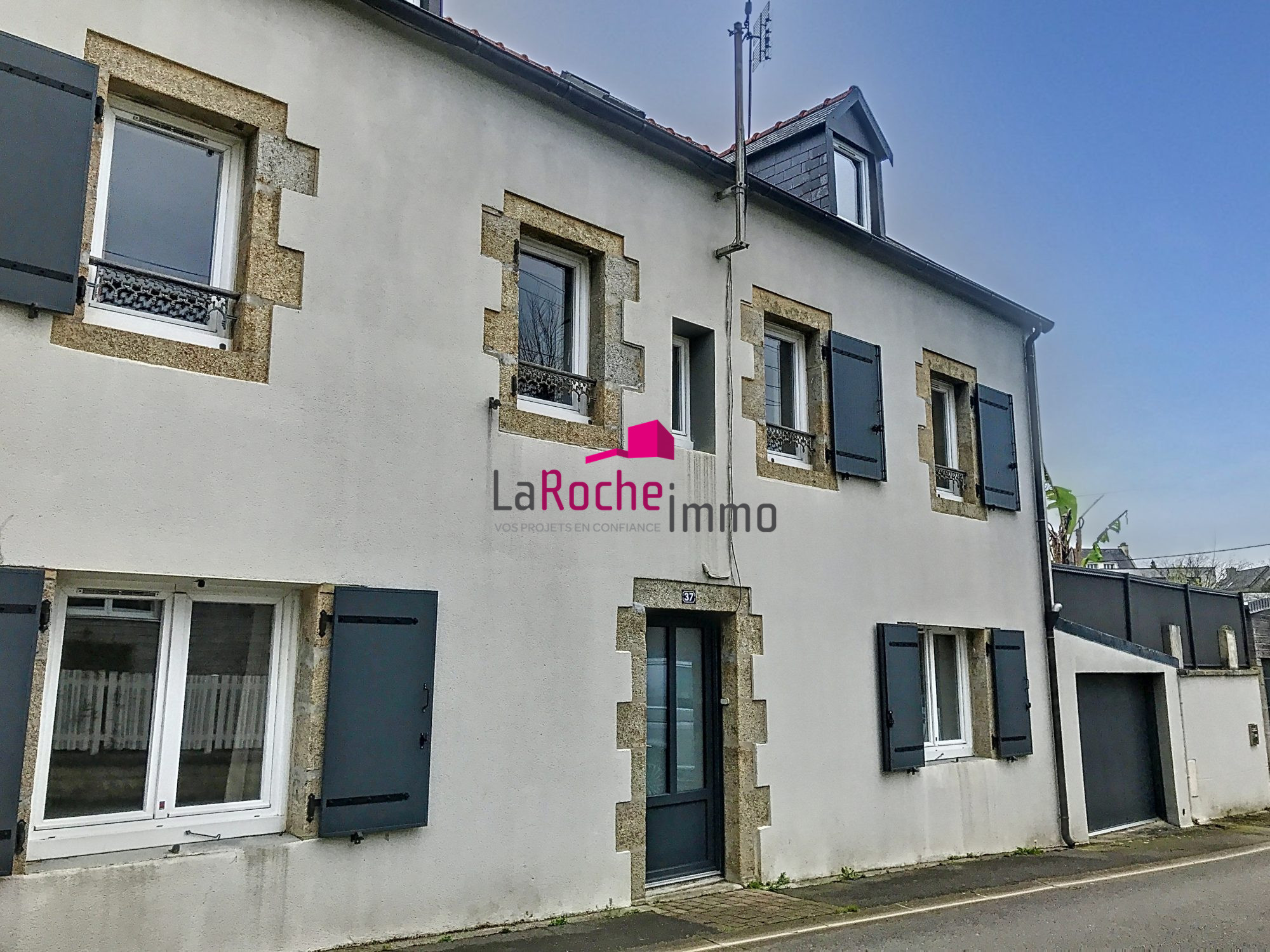 Vente Maison 171m² 7 Pièces à Le Relecq-Kerhuon (29480) - La Roche Immo