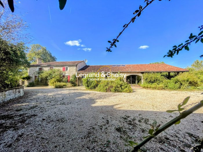 Maison de campagne à vendre, 7 pièces - Le Temple-sur-Lot 47110