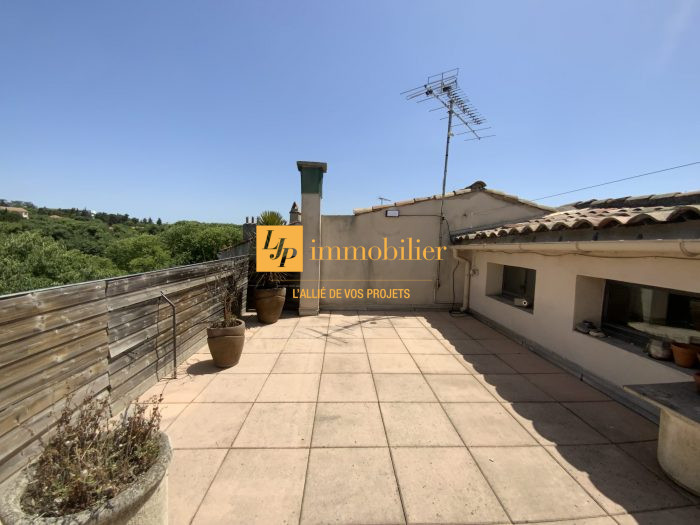 Duplex à vendre, 4 pièces - Nîmes 30000